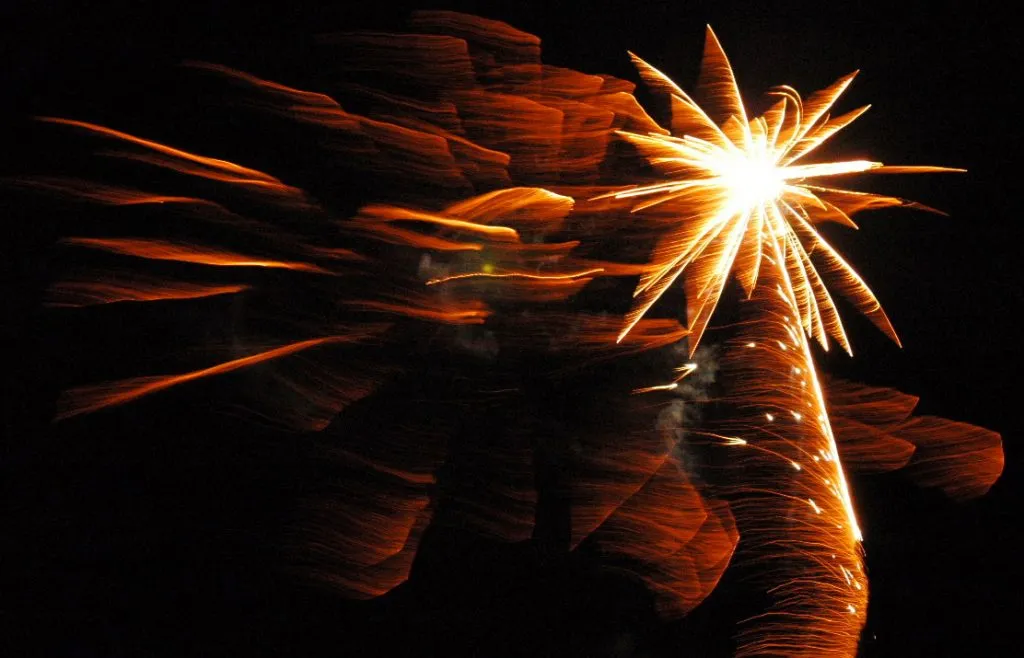 Fire cracker Fire cracker
