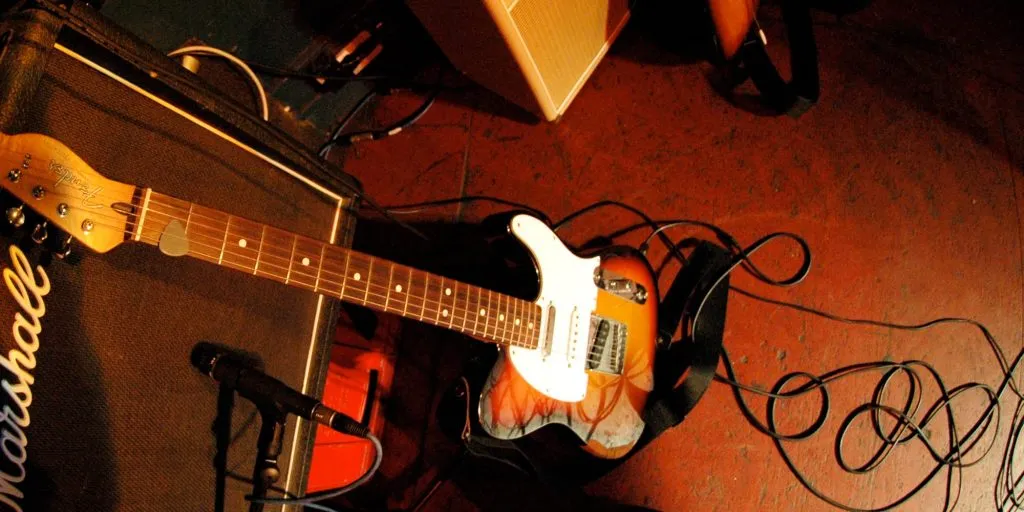 Fender Fender